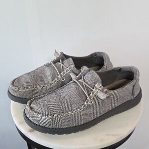 Hey Dude Women's Casual Slip-On Shoes in Gray Herringbone Size 8